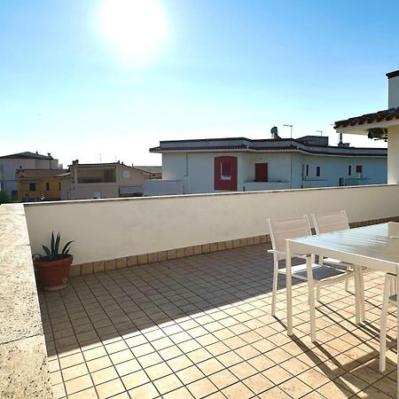 M379 - Marcelli, Trilocale Ristrutturato Con Terrazzo Vista Mare Exterior foto